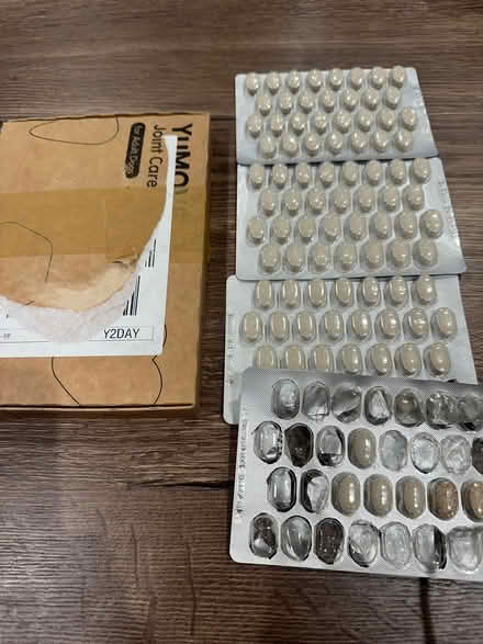 Photo of free Yumove adult large dog joint tablets (Camelford PL32) #1