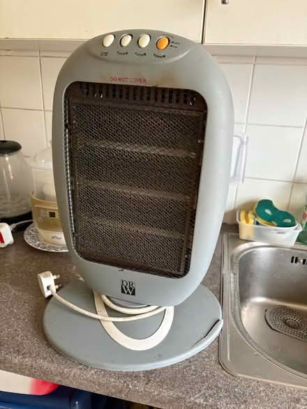 Photo of free Heating (TW13) #1