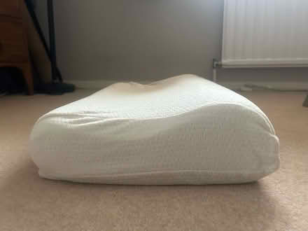 Photo of free Memory foam pillow (Sheet GU31) #1