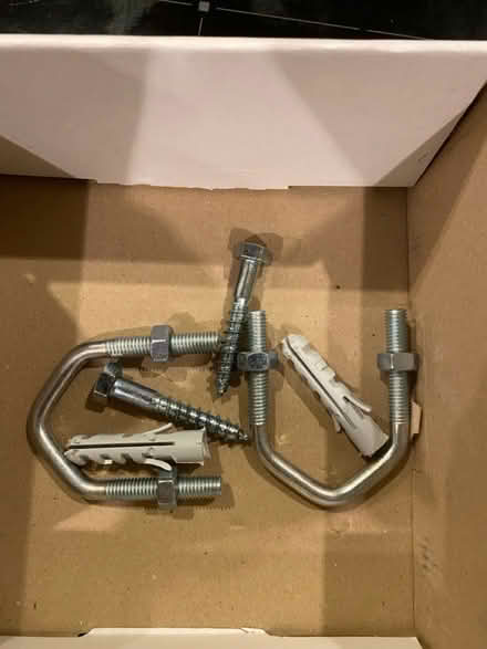 Photo of free 7” wall bracket (WN4) #3