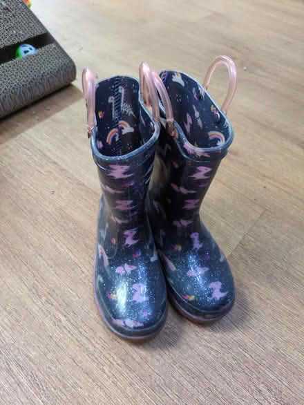 Photo of free Size 9 kids wellies (Chatham ME5) #1