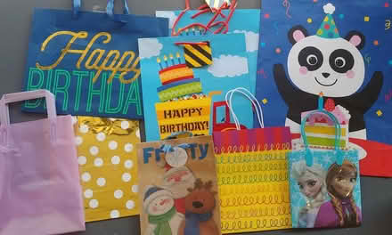 Photo of free and more gift bags (94087) #1