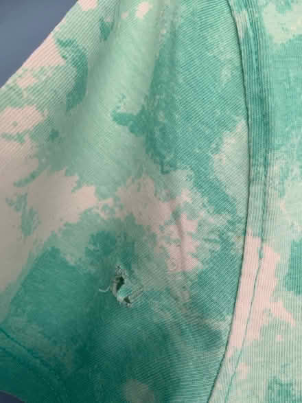 Photo of free Child’s green t-shirt (Tilehurst RG30) #2