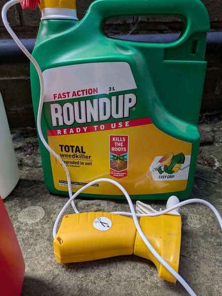 Photo of free Weed killer to go (Malvern Wells WR14) #4