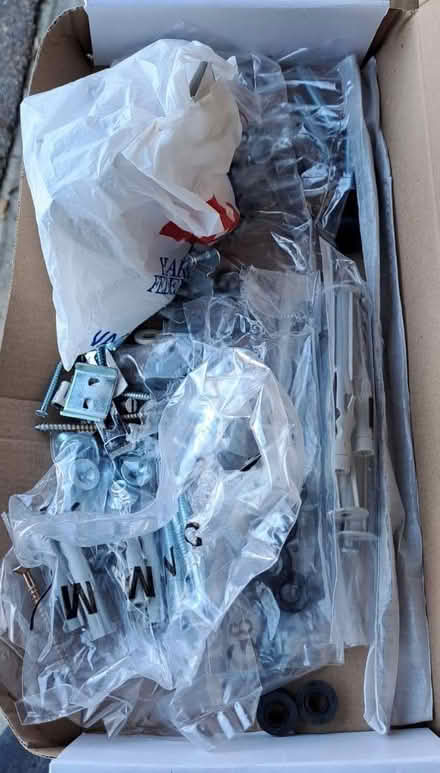 Photo of free Various fixtures and fittings (Little Chalfont HP6) #1