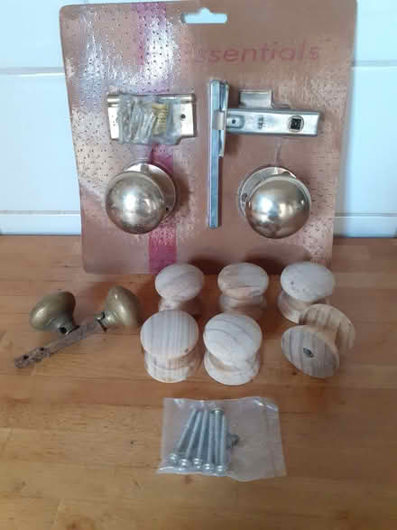 Photo of free Knobs (Slack Lane DE22) #1