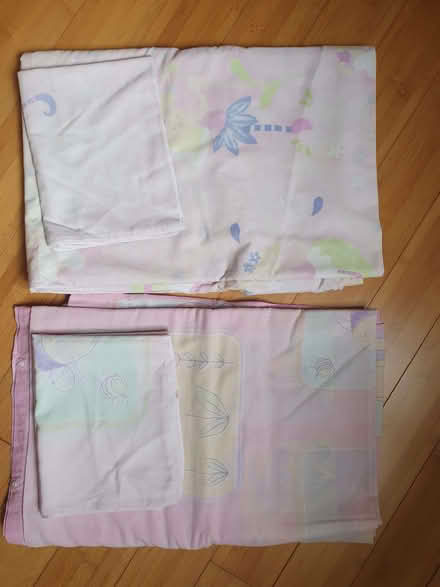 Photo of free Two girls pink single bed duvet sets (Winchmore Hill N13) #1