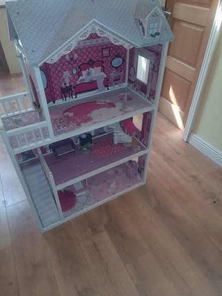 Photo of free Doll house (Dublin) #4