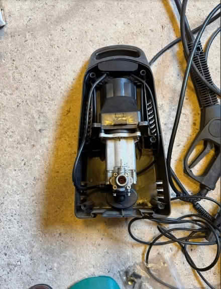 Photo of free Bosch pressure washer: repair req'd (Stretford M32) #2