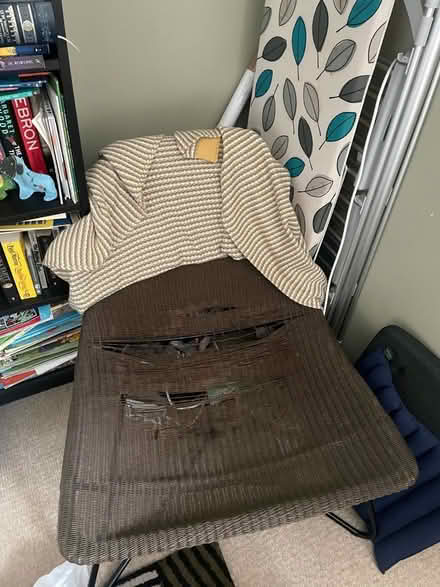 Photo of free Ikea seat. Including cushions and a throw (Teddington TW11) #2
