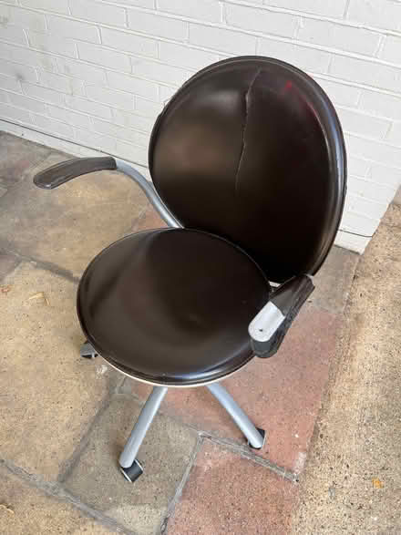 Photo of free Swivel desk chair (Kensington W8) #2