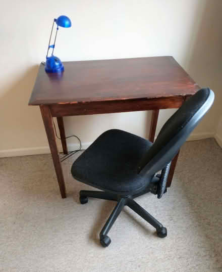 Photo of free grey chair and desk (Wivenhoe CO7) #1