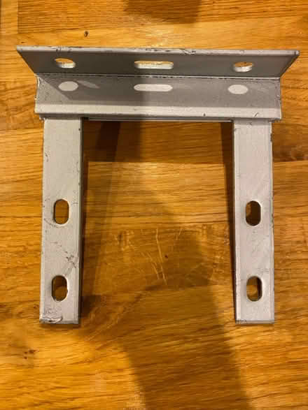 Photo of free 7” wall bracket (WN4) #2