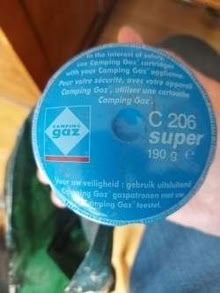 Photo of free Old but working Camping Gaz stove with two canisters (Cutteslowe OX2) #3