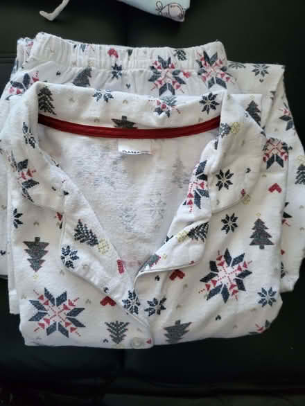 Photo of free Xmas pajamas (Shirley B90) #1