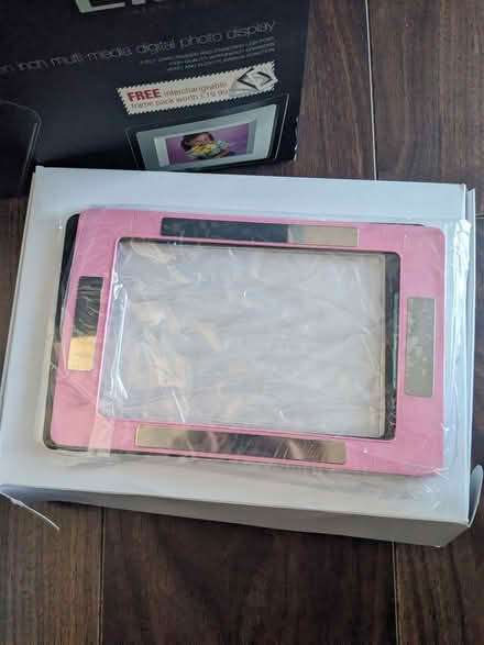 Photo of free Digital photo display (Wavertree Nook L15) #3
