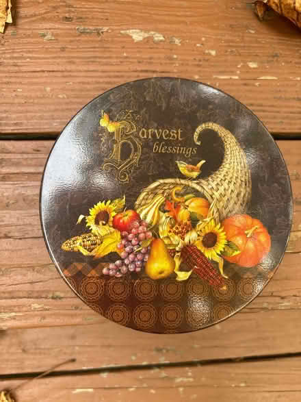 Photo of free Thanksgiving tin (Ossining) #1