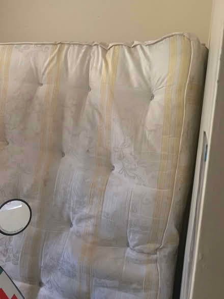 Photo of free Double size mattress (BD1 Bradford.) #2