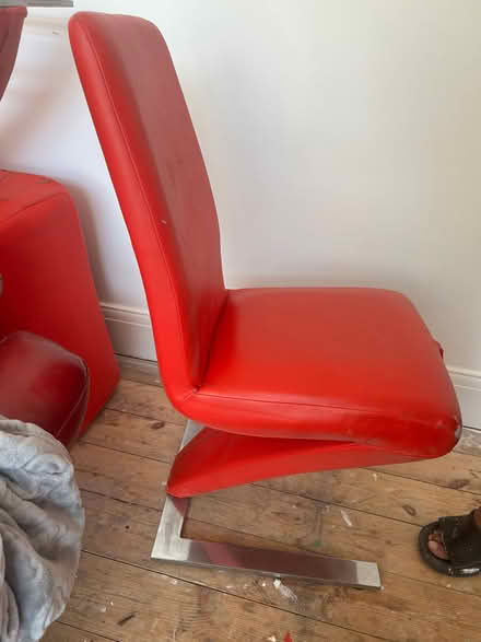 Photo of free 6 dining chairs (a project) (Enfield EN3) #2