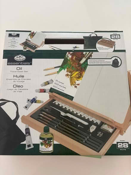 Photo of free Art set (CV5) #1