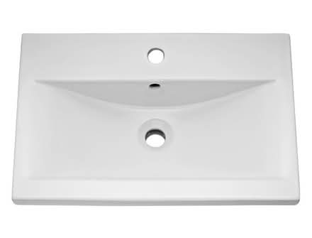 Photo of free Sink available 61x40cm. Slight chip that is barely visible. (Enfield EN3) #2