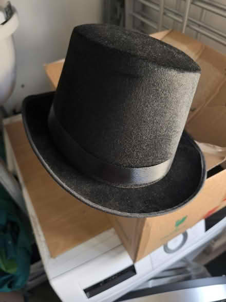 Photo of free Top hat for fancy dress (Ilford IG1) #1