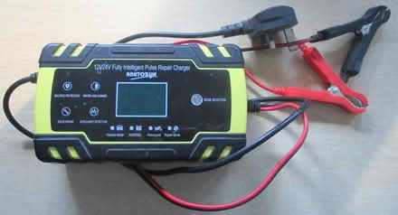 Photo of free Automatic battery charger (Laindon SS15) #1