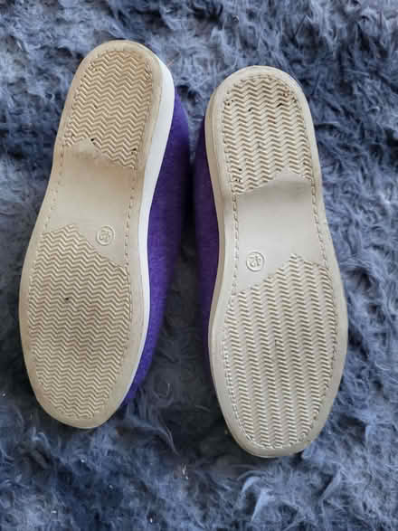 Photo of free Slippers (Shirley B90) #1