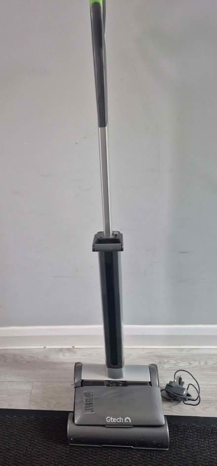 Photo of free Gtech Air Ram Lightweight Cordless Hoover (CT7) #1