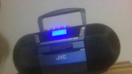 Photo of free JBC radio.CD player (BA2) #4