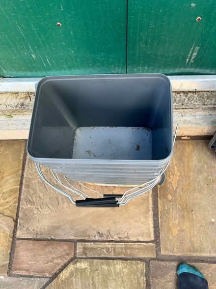 Photo of free Plastic tubs with lids (St Nicholas SG1) #2