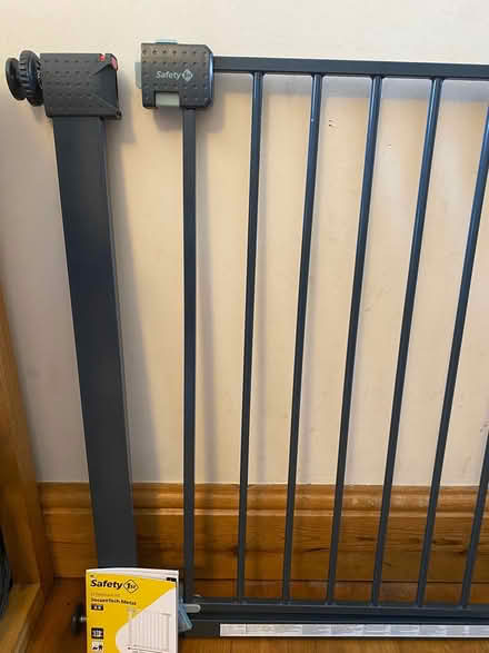 Photo of free Pressure baby gate (Crookes S10) #2
