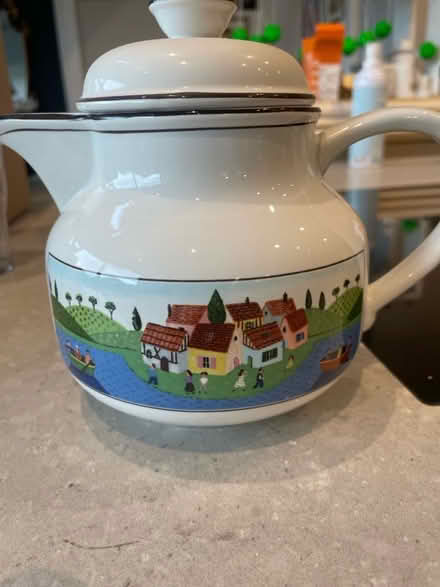 Photo of free Villeroy & Bosch tea pot (Windsor SL4) #1