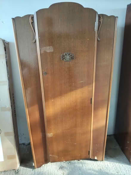 Photo of free Two 'antique' wardrobes (Standerwick BA11) #4