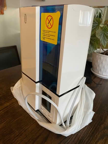 Photo of free Humidifier (Leaside) #3