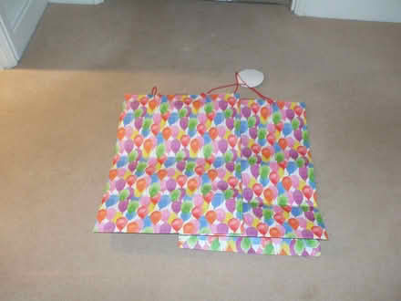 Photo of free Large gift bags (Five Ways B15) #1