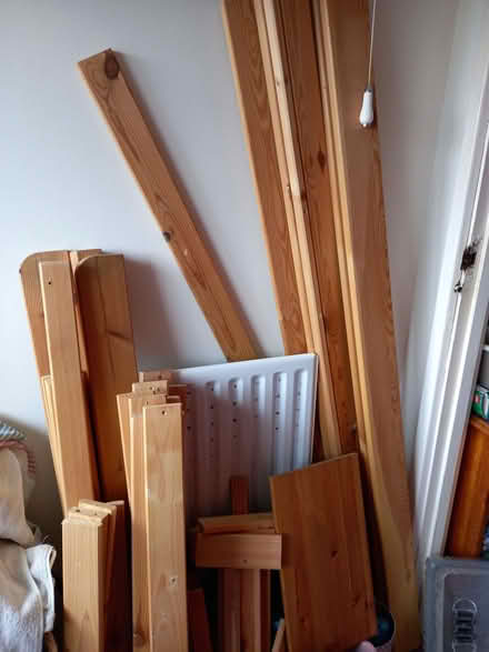 Photo of free wood planks (Smiths Estate OX28) #1