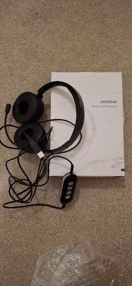 Photo of free USB computer headset (Chelmsford CM1) #1
