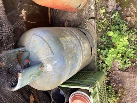 Photo of free 1 Blue Gas Cannister (Sharpstone) #1