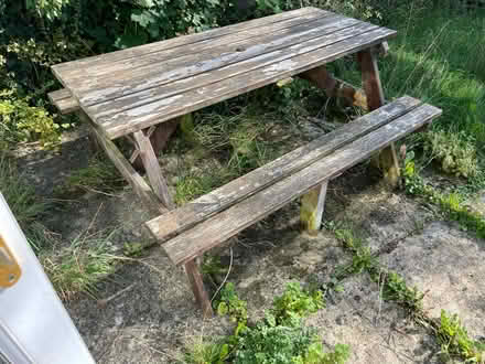 Photo of free Garden table (Upper Wolvercote OX2) #1