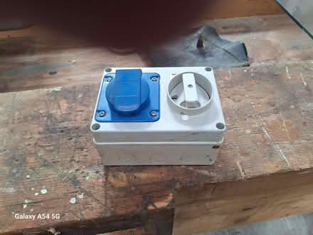 Photo of free 16A Single phase switched socket outlet (Hyde GL6) #1