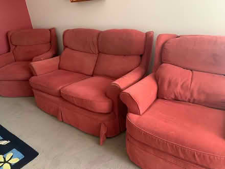 Photo of free Parker lounge suite (Kellyville) #1