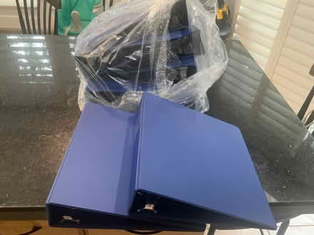 Photo of free 8 blue 3” binders (Oakville, 8th line and upr mid) #1