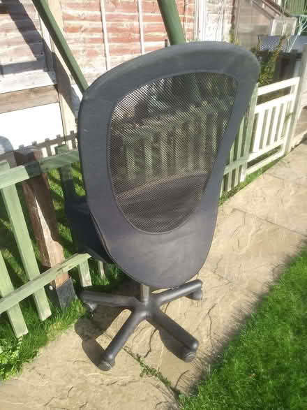 Photo of free Swivel Chair (Hawbush DY5) #3