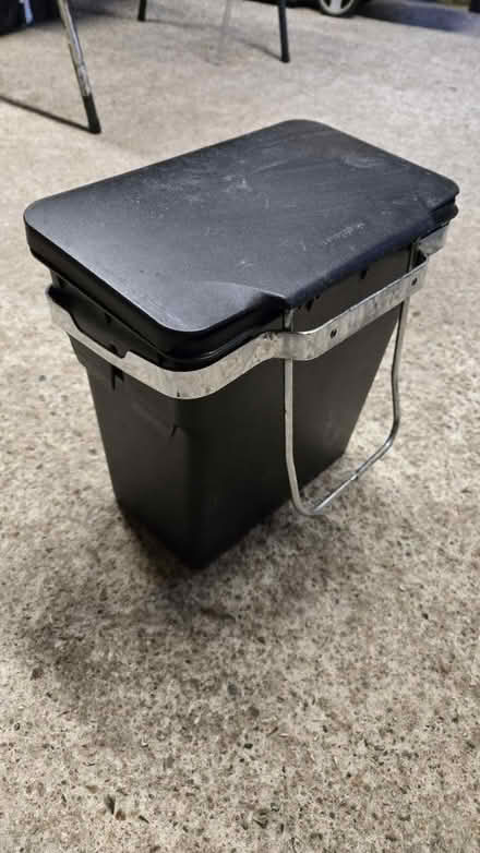 Photo of free Hanging bin 30cm tall (Reading RG6) #1