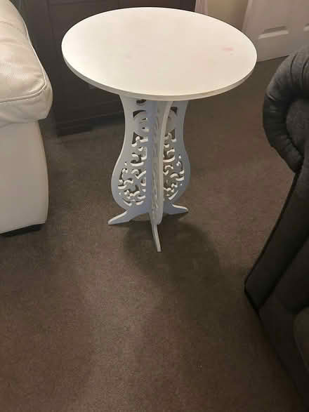 Photo of free White small table (Knaresborough HG5) #1