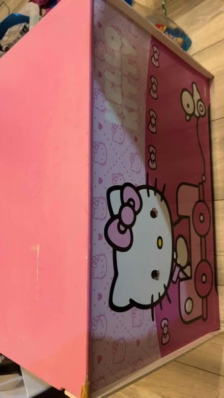 Photo of free Hello Kitty toy box (NW10) #4