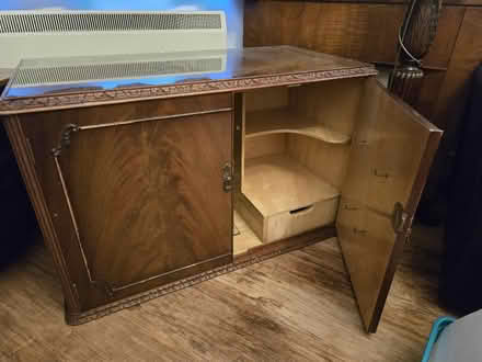 Photo of free Vintage cabinet (Flitwick) #3