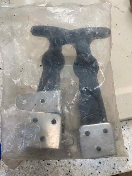 Photo of free Rubber T - Handle Draw Latches (Bussage GL6) #1