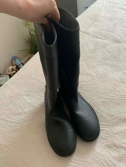 Photo of free Shoes, Wellies and Bab (Wandsworth SW18) #2